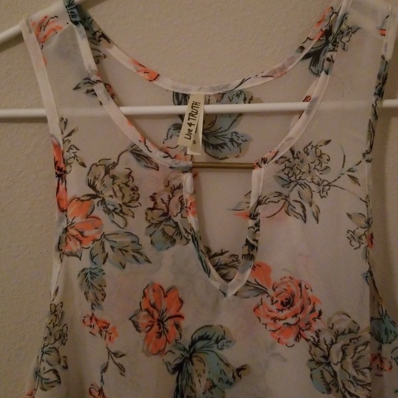 Floral sheer summer tank - Picture 2 of 4